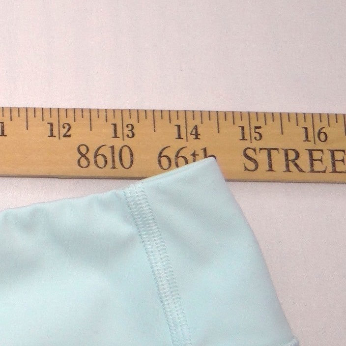 Athleta Run With It 3.5" Short Light Blue Perforated Running Shorts Womens Small