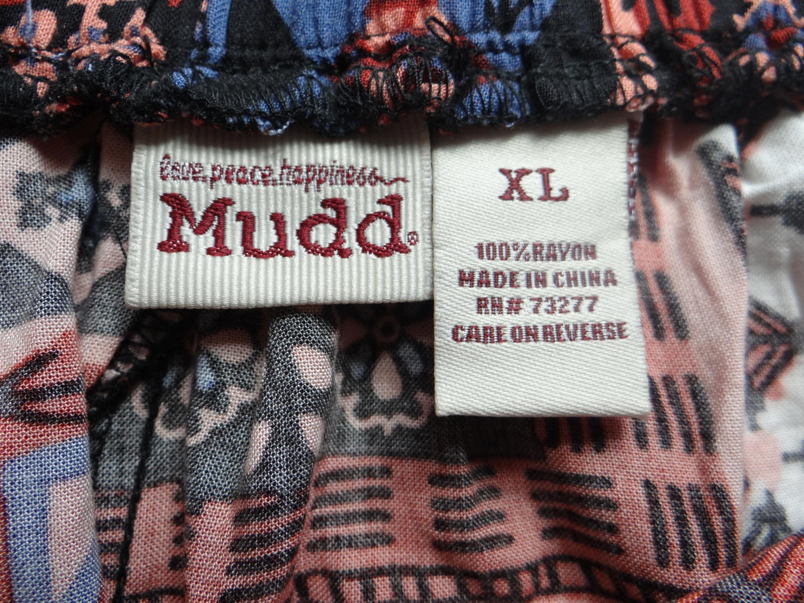 Mudd Women's Casual Shorts XL Rayon Patchwork Print