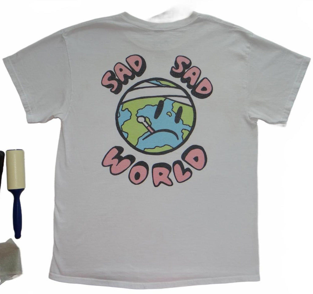 AUGO Funny Graphic Tee - 'Sad' Text Design