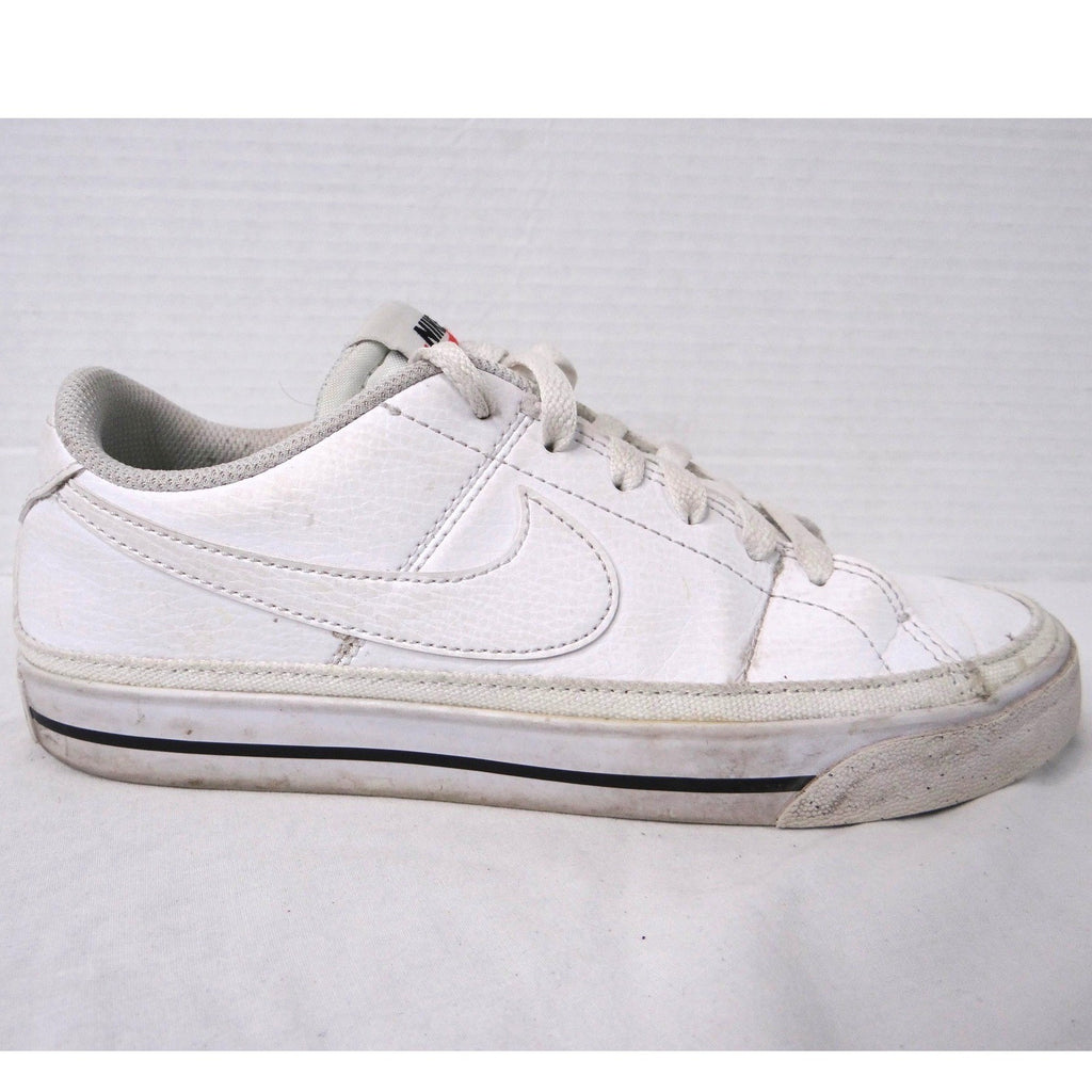 Nike Sport Shoes DH3161 101 White Lace Up Sneakers Youth Size 6.5